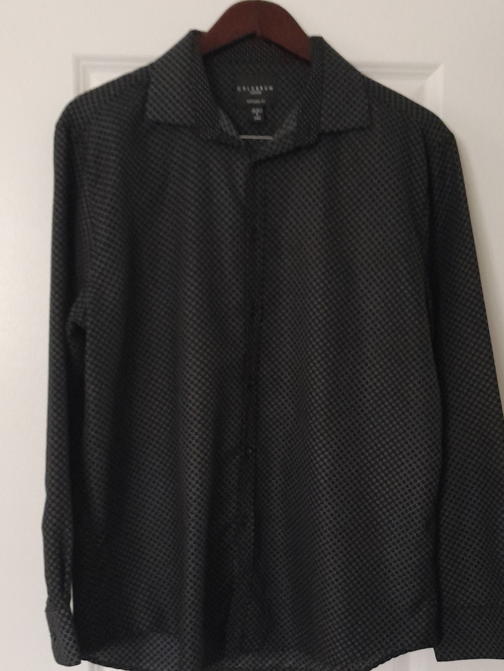 Calabrum Men's Black Micro-Pattern Long Sleeve Shirt